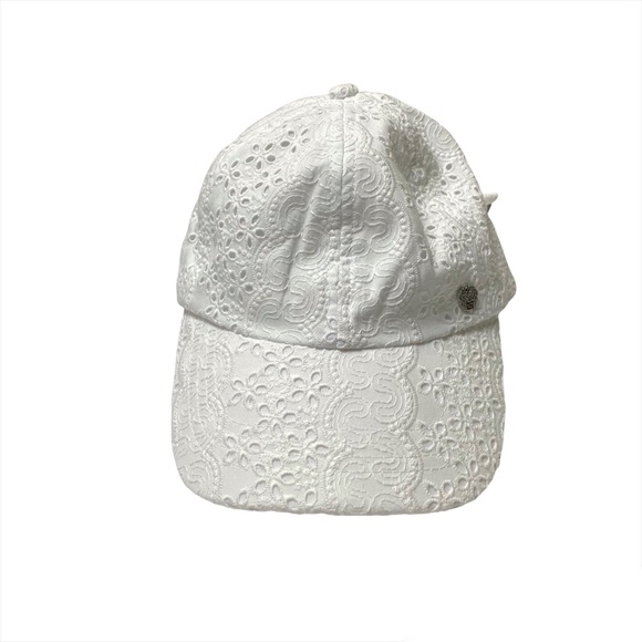 Vince Camuto Accessories - Vince Camuto Women's Cap Tie Back White Flower New!!
